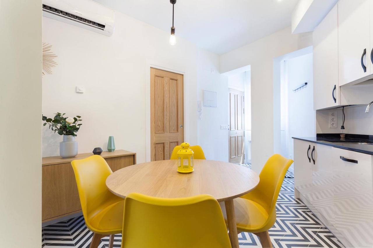 Rio Plaza En Madrid Appartement Buitenkant foto
